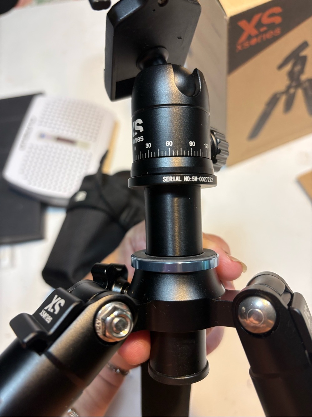 XSories Trifold Pro mini tripod new photography - Picture 5 of 10